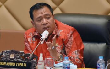 Lasarus Kritik Kemendes Soal Dana Desa