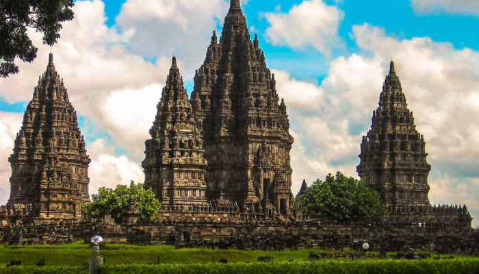 Wisata Candi Prambanan Sleman Yogyakarta