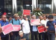 Aksi Demo Mantan Pimpinan KPK Minta Dewas Periksa Firli Bahuri