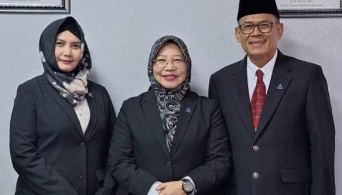 Dr Siti Yulidhar Harunasari Dilantik Sebagai Rektor Universitas LIA Periode 2023-2027